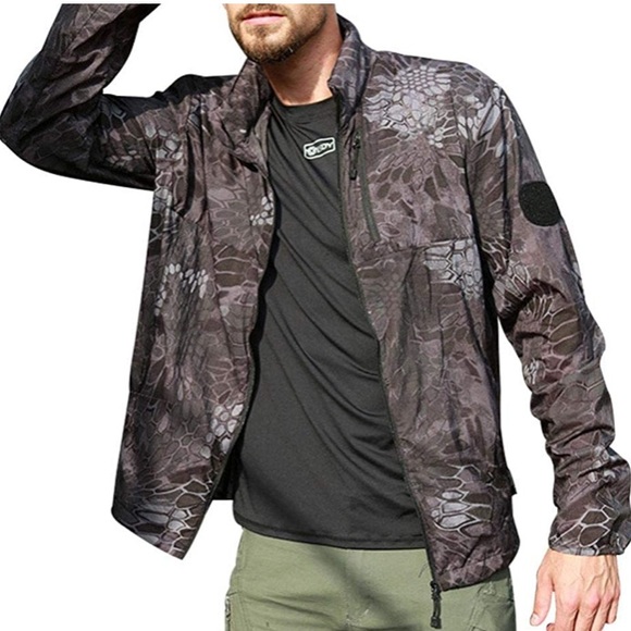 Men's Camo Breathable Hooded Lightweight Jacket - Picture 1 of 2